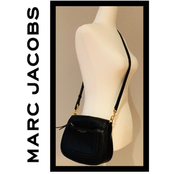 Marc Jacobs Handbags - NWT Marc Jacobs Cross Body Luxe Leather Purse